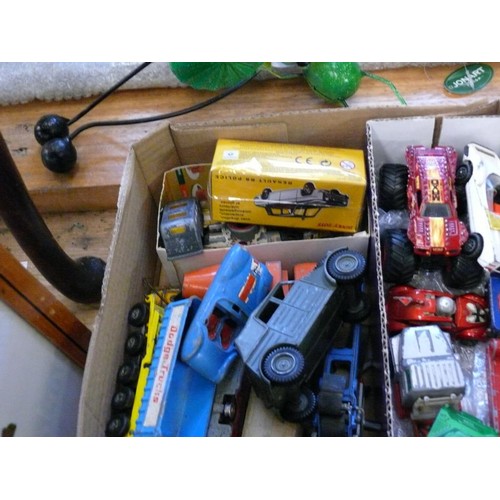 404 - COLLECTABLE VINTAGE DIE-CAST VEHICLES. INC CORGI, LESNEY, MATCHBOX, BOXED DINKY ETC