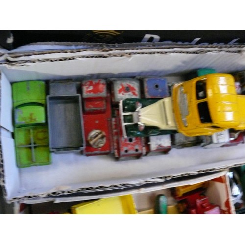 406 - COLLECTABLE VINTAGE DIE-CAST VEHICLES. INC CORGI MAJOR HOVERCRAFT, DINKY SIMCA CARGO, DINKY ROYAL MA... 