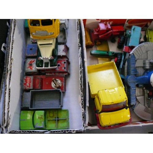 406 - COLLECTABLE VINTAGE DIE-CAST VEHICLES. INC CORGI MAJOR HOVERCRAFT, DINKY SIMCA CARGO, DINKY ROYAL MA... 