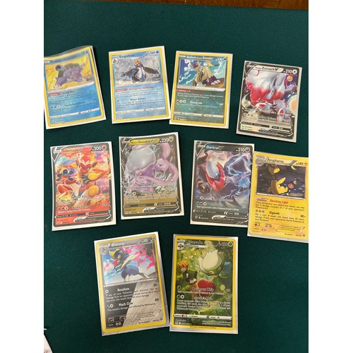 42 - 10 POKEMON CARDS  JUMBO INFERNAPE V SWSH252 PLUS 9 OTHERS