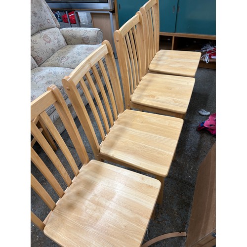 472 - SET OF 4 X STURDY BEECH KITCHEN CHAIRS.