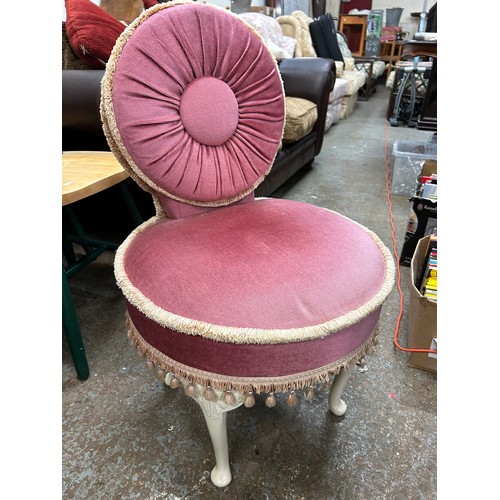 461 - UNUSUAL RETRO PINK DRALON BEDROOM CHAIR WITH GOLD TRIM & TASSELS.