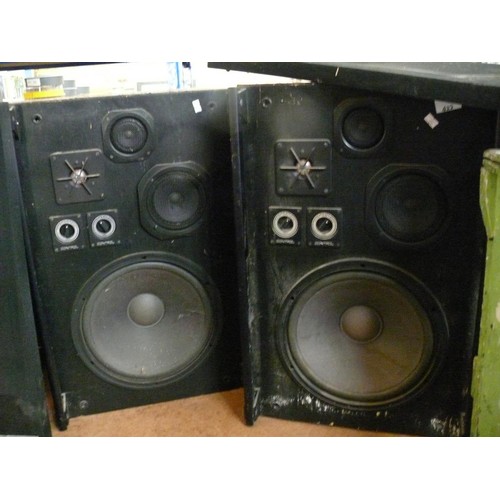 422 - PAIR OF LARGE 'GARRARD MONITOR II' MUSIC SPEAKERS