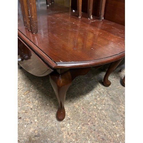 490 - 3 ITEMS OF AMERICAN FURNITURE. Late 20th Century American mahogany lowboy side table with drop leave... 