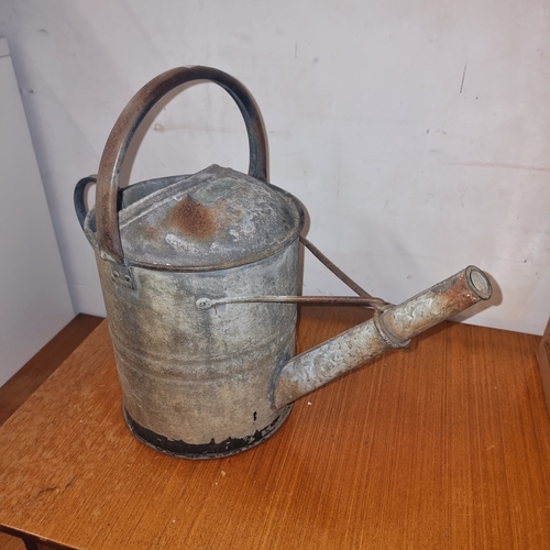 452A - Galvanised watering can