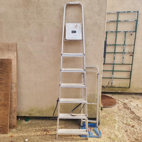 492 - ALUMINIUM 7 STEP STEPLADDER