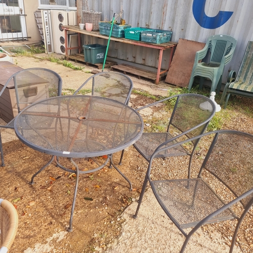 501 - BLACK OUTDOOR SET TABLE & 4 CHAIRS