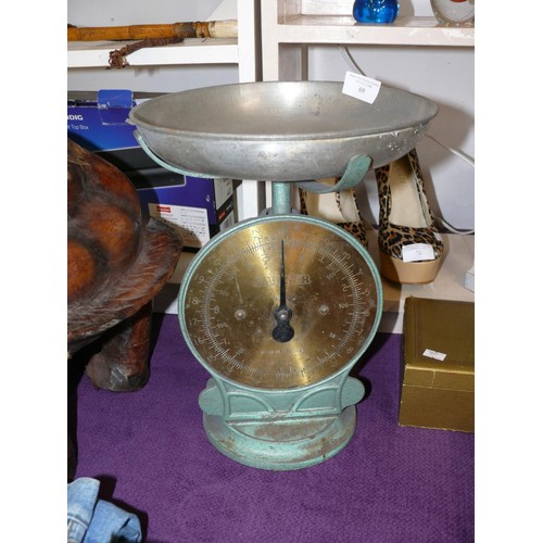 69 - VINTAGE CAST IRON SALTER SCALES WITH ORIGINAL PAN