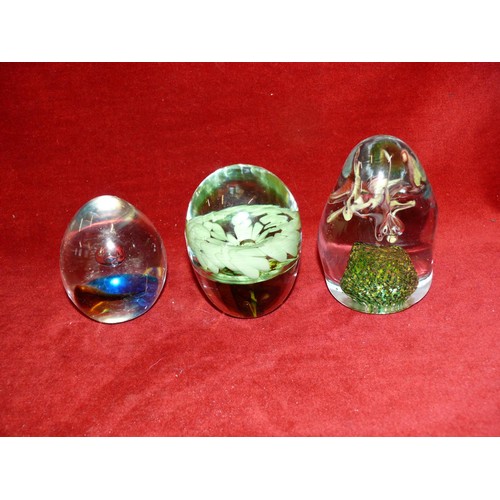 81 - 2 LARGE PAPERWEIGHTS WITH FLOWER DECORATION PLUS 1 OTHER