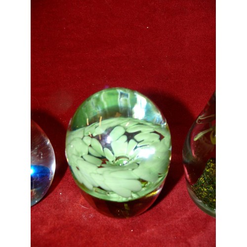 81 - 2 LARGE PAPERWEIGHTS WITH FLOWER DECORATION PLUS 1 OTHER