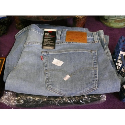 101 - BRAND NEW LEVI 501 JEANS SIZE 48