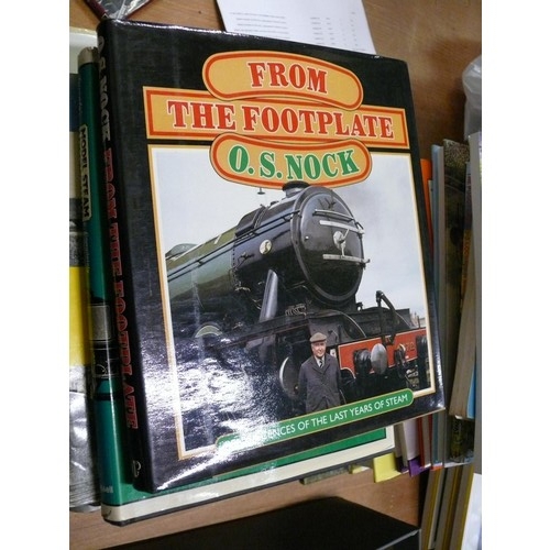 206 - LARGE COLLECTION OF RAILWAY AND TRAIN THEMED BOOKS