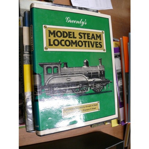 206 - LARGE COLLECTION OF RAILWAY AND TRAIN THEMED BOOKS