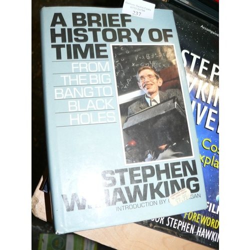 237 - 2 STEPHEN HAWKINS BOOKS A BRIEF HISTORY OF TIME AND THE COSMOS EXPLAINED