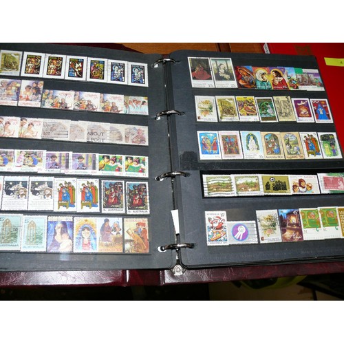 256 - LARGE MIXED STAMP ALBUM INCLUDING AUSTRALIA, NEW ZEALAND AND CANADA