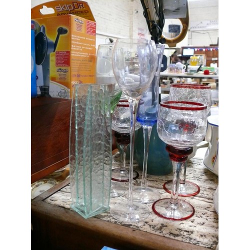 244 - COLLECTION OF COLOURED GLASSES WITH LONG STEMS TO INCLUDE 3 CRACKLE GLASS EFFECT