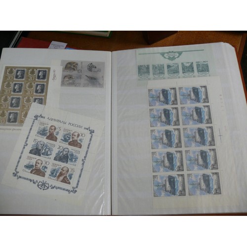 247 - ALBUM OF MIXED STAMPS TO INCLUDE CAYMAN ISLANDS, ELVIS, TITANIC, MARILYN MONROE ETC