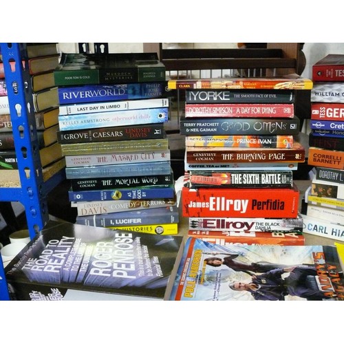 313 - 2 SHELVES OF GOOD QUALITY BOOKS IN AS NEW CONDITION TO INCLUDE STEPHEN FRY, JOHN GRISHAM, ANN CLEEVE... 