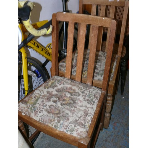 395 - A PAIR OF VINTAGE DINING CHAIRS WITH TAPESTRY SEATS AND A DARK WOOD CHAIR WITH CANE SEAT AND BACK