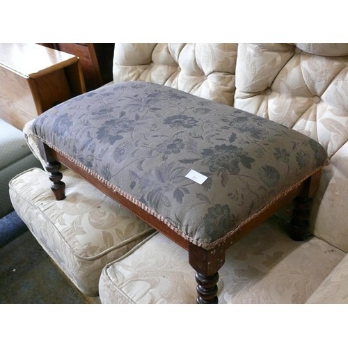 401 - LARGE LOW STOOL WITH CARVED LEGS AND UPHOLSTERED CUSHIONED TOP