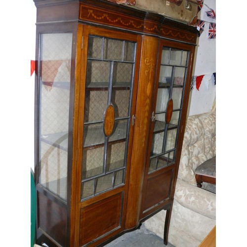 405 - EDWARDIAN MAHOGANY INLAID DISPLAY CABINET WITH LEADED GLASS PANELS ON SPLAYED LEGS