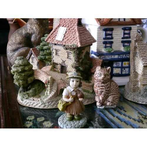 425 - LARGE COLLECTION OF ORNAMENTS AND CHINA TO INCLUDE A PAIR OF GERMAN SHEPHERDS, HORNSEA TEAPOT, DAVID... 