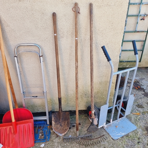 149C - LONG HANDLED SHOVEL AND TWO GARDEN RAKES