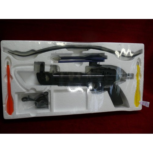 80A - A 50LB PISTOL CROSSBOW INCLUDING 5 BOLTS. NEW AND PACKAGED