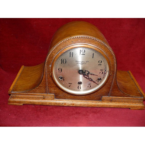 82 - A LOVELY EXAMPLE OF A NAPOLEONS HAT MANTLE CLOCK IN LIGHT OAK WITH COCK BEAD DETAIL AND A WESTMINSTE... 