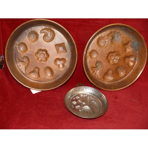 73 - THREE VINTAGE MOUSE MOULDS 2 FEATURING SEA SHELLS THE OTHER FEATURING FRUIT ALL WITH BRASS HANDLES.