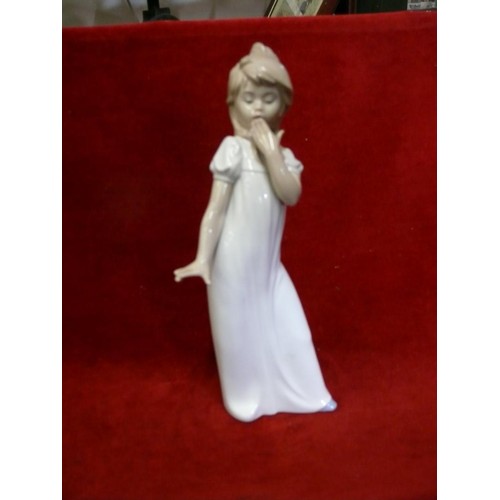 55 - VINTAGE LLADRO NAO A YOUNG GIRL YAWNING 
 GIRL THIS IS A RETIRED PIECE