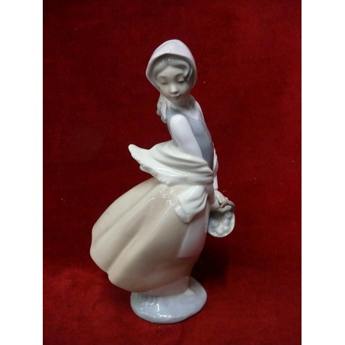 57 - VINTAGE LLADRO NAO 0237 WITH A BASKET OF FRIUT THIS IS A RETIRED PIECE