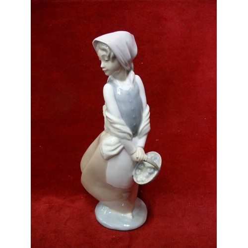 57 - VINTAGE LLADRO NAO 0237 WITH A BASKET OF FRIUT THIS IS A RETIRED PIECE