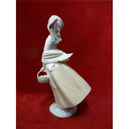 57 - VINTAGE LLADRO NAO 0237 WITH A BASKET OF FRIUT THIS IS A RETIRED PIECE