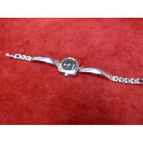 13 - A GENUINE GUCCI   WATCH STAINLESS STEEL