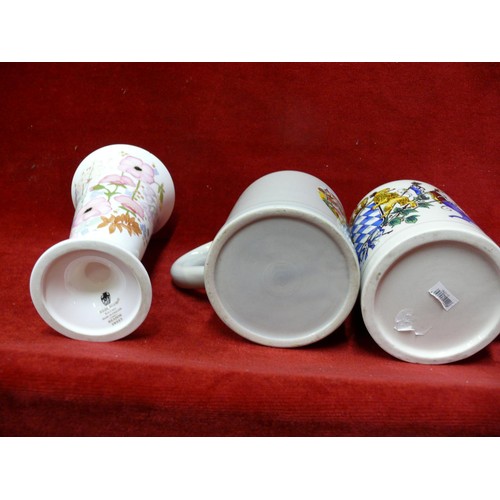 48 - 2 CHINA TANKARDS AND A WEDGEWOOD POTTERY VASE WITH FLOWERS AND A BOX