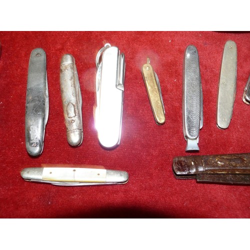 21 - VINTAGE COLLECTION OF 10 PENKNIVES VERY DIFFERENT TYPES MULTI BLADE HUNTING STYLE PIPE KNIFE