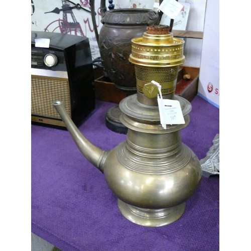 89 - A  NICE HEAVY BRASS OIL LAMP WITH  SPOUT