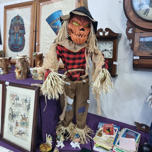 93 - SCARECROW FIGURE HE'S 43 INCH TALL,  ANIMATED WITH SOUND AND LIGHT HE SPEAKS 4 SCARY PHRASES.