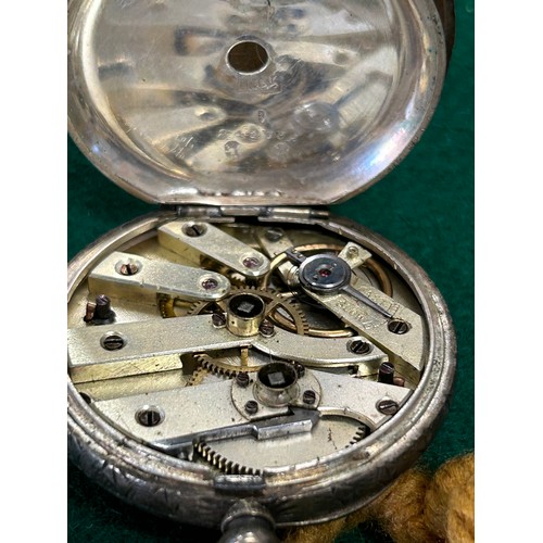 7 - A VICTORIAN SILVER LADIES POCKET WATCH - SWISS MARKS (3 BEARS) TO INNER AND OUTER CASE. ATTRACTIVE E... 