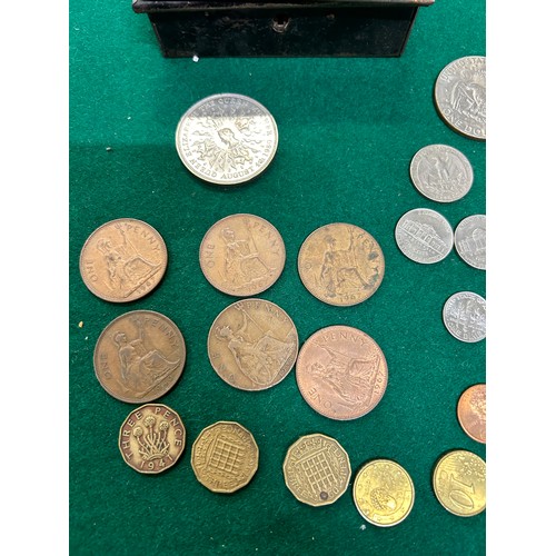 48 - TIN OF COINS TO INCLUDE A 1978 EISENHOWER LIBERTY DOLLAR, 2 QUARTER DOLLARS, BRITISH COINS 1908 PENN... 