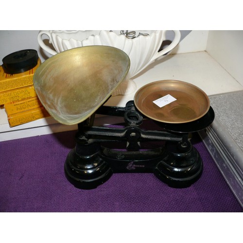 73 - LIBRASCO BLACK METAL SCALES WITH BRASS  DISH AND PLATE