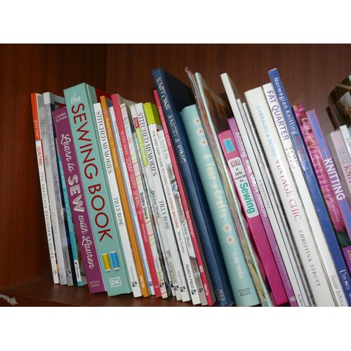 131 - SHELF OF SEWING, QUILTING, STITCHED MEMORIES, GUIDE TO SEWING MACHINE, KNITTING BOOKS ETC