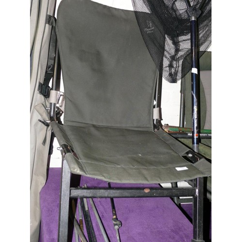 138 - PREMIER PLUS FOLDING FISHING SEAT