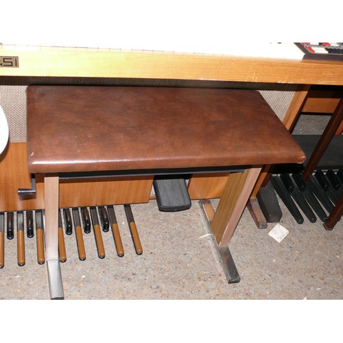 406 - A WERSI ORION ELECTRIC ORGAN, 2 KEYBOARDS WITH LOTS OF OPTIONS AND FEATURES IN A LIGHT TEAK VENEER W... 