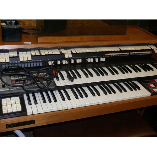 406 - A WERSI ORION ELECTRIC ORGAN, 2 KEYBOARDS WITH LOTS OF OPTIONS AND FEATURES IN A LIGHT TEAK VENEER W... 