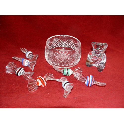 95 - HADRIAN CRYSTAL BEAR, CRYSTAL BOWL AND SEVERAL MURANO SWEETS