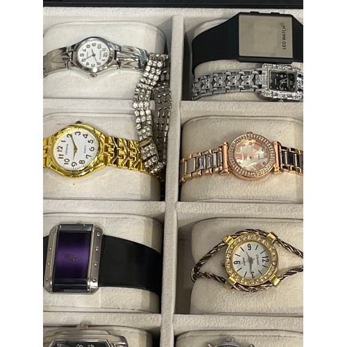 120 - A NICE SELECTION OF 11 WATCHES IN A FAUX LEATHER DISPLAY BOX AND A COSTUME BRACELET