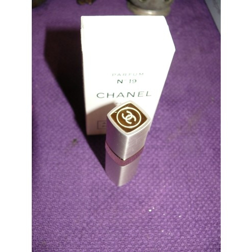 23 - CHANNEL No19 PERFUME SPRAY I DO NOT KNOW HOW FULL