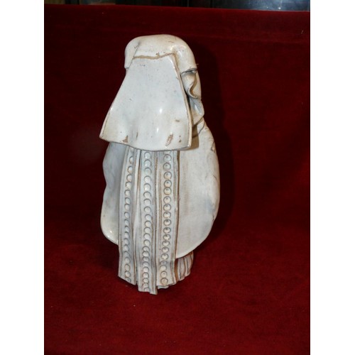 1 - A VINTAGE POTTERY OF A PRIEST, CONTINENTAL